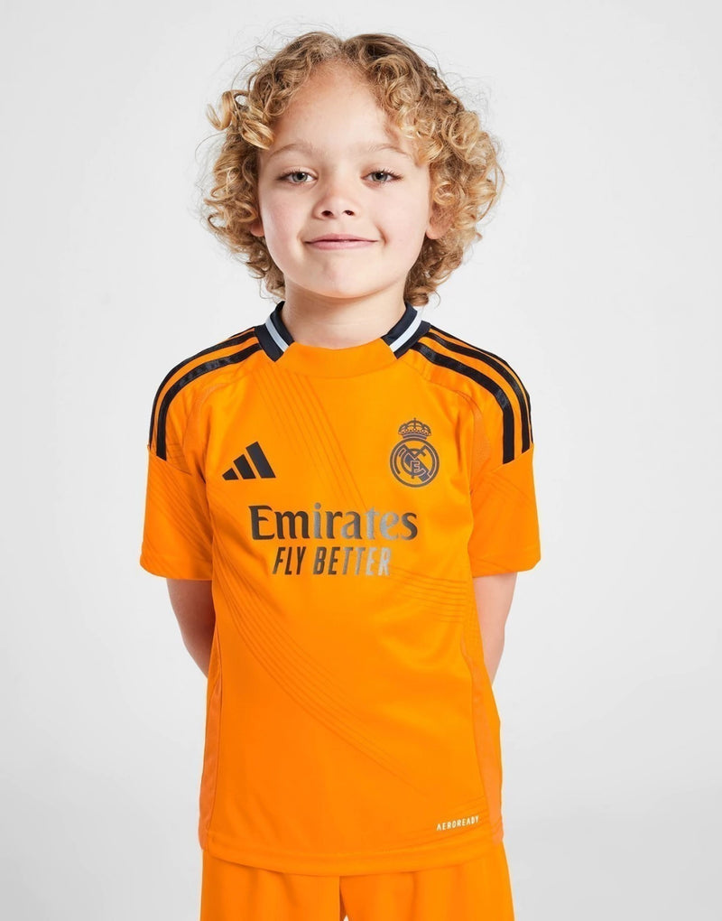 Kit Infantil 24/25 Real Madrid Away (NÃO ACOMPANHA MEIA)