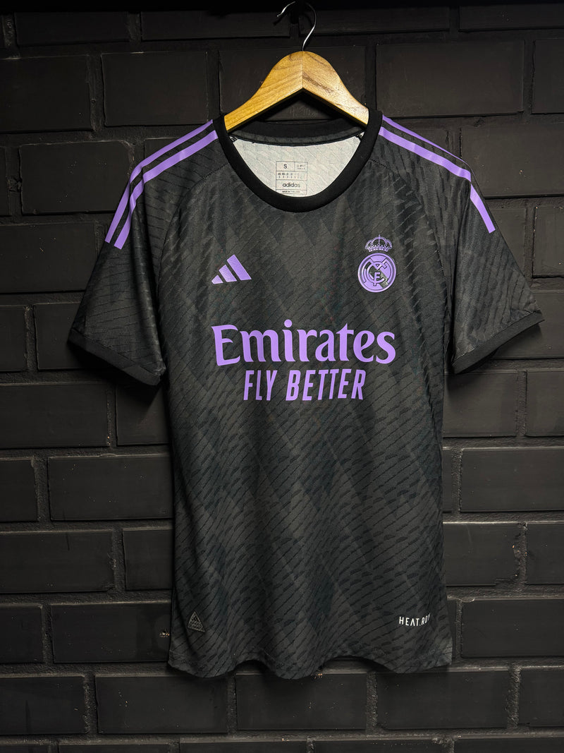 Camisa Real Madrid Edição Especial Player Preta/Lilas 24/25